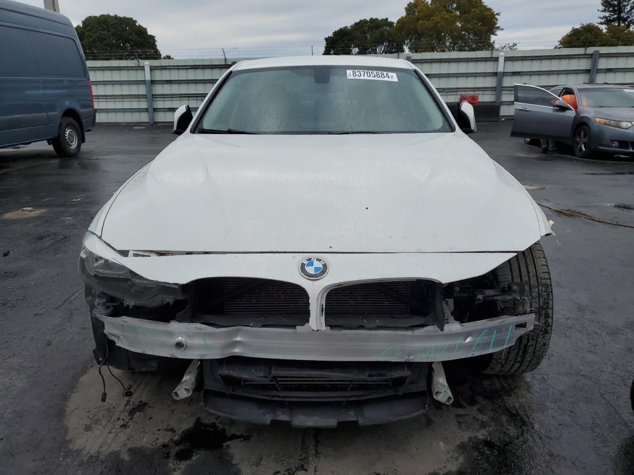 2016 BMW 3er VIN WBA8E1G5XGNT35658 Copart auction photo, front end damage thumbnail 5
