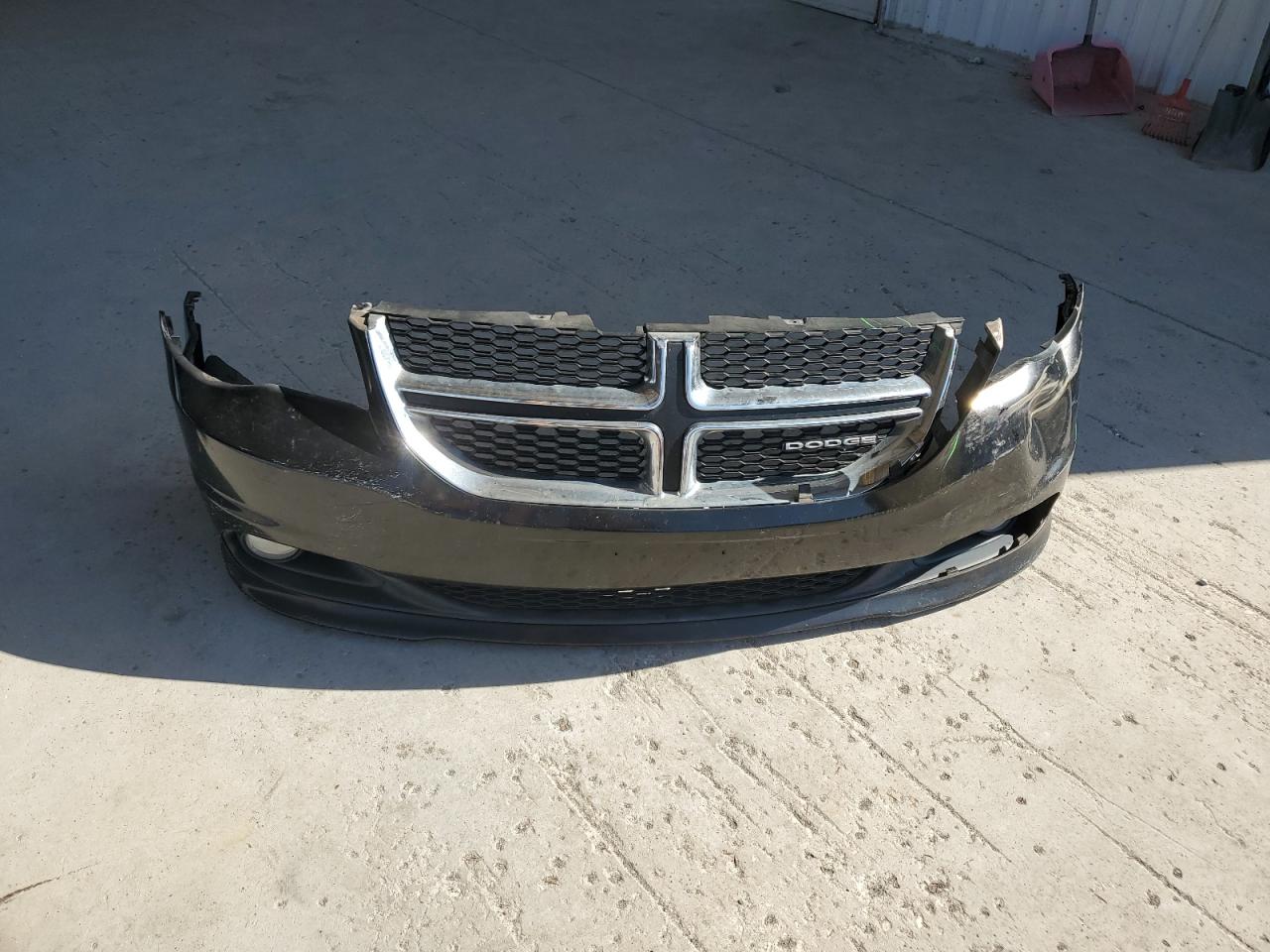 2012 Dodge Caravan VIN 2C4RDGDG5CR215637 Copart auction photo, front end damage thumbnail 13