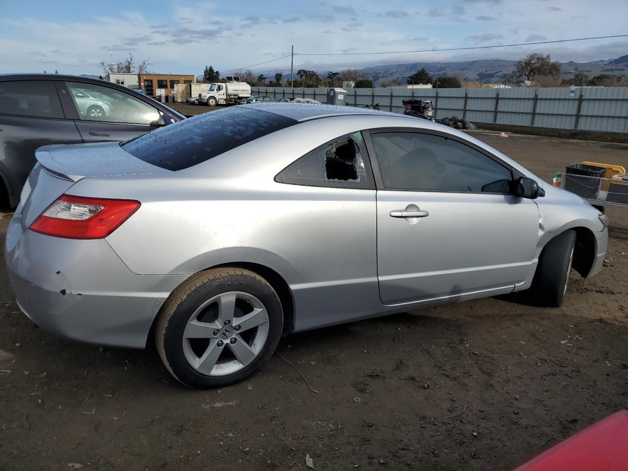 2010 Honda Civic VIN 2HGFG1B68AH537629 Copart auction photo, vandalism / front end damage thumbnail 3