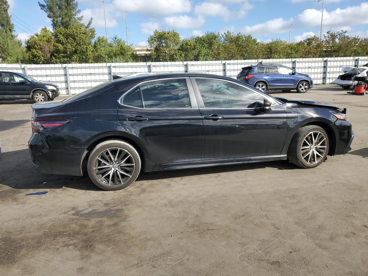 2023 Toyota Camry VIN 4T1G11AK6PU788394 Copart auction photo, front end / side damage thumbnail 3