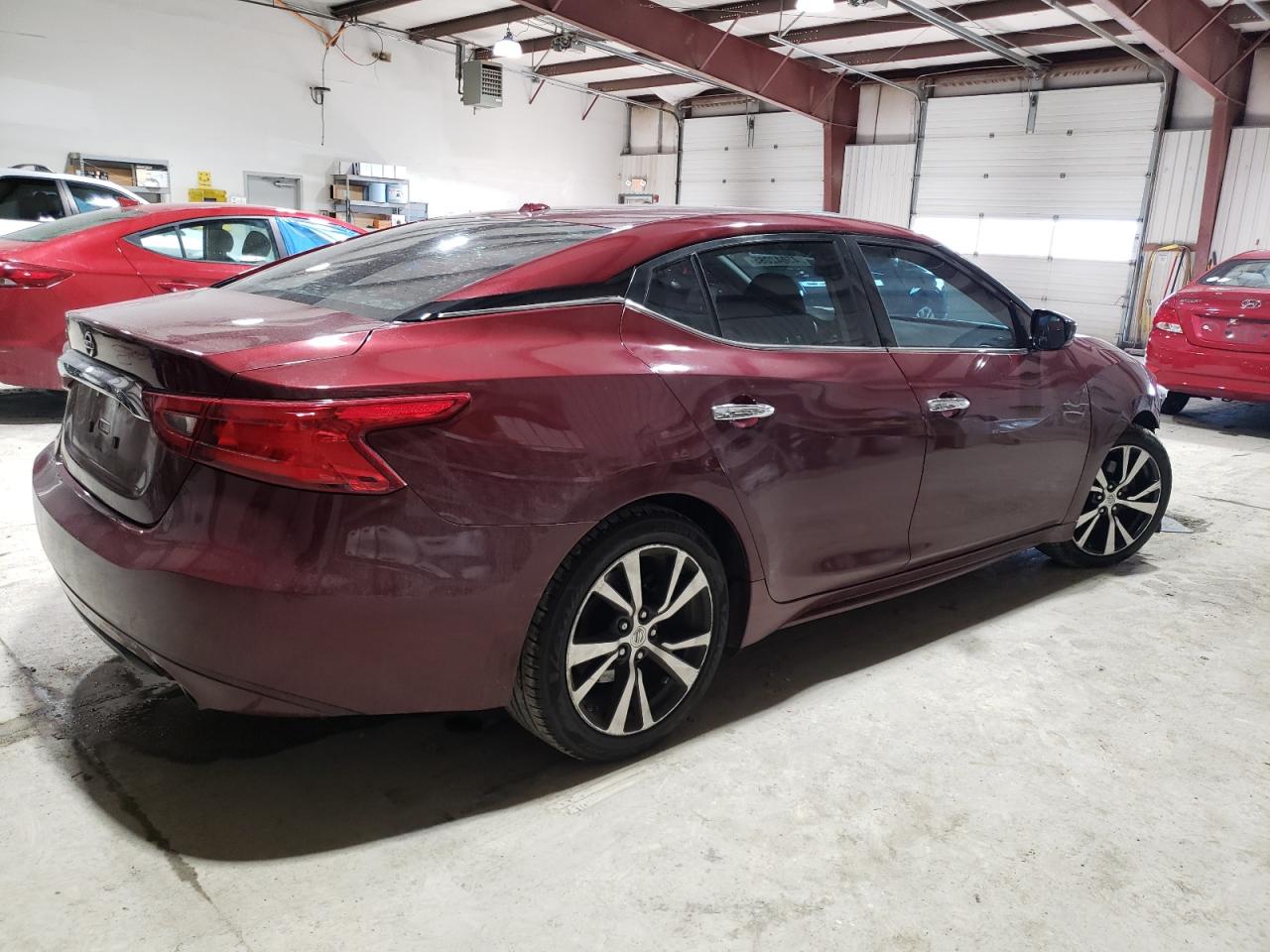 2017 Nissan Maxima VIN 1N4AA6AP5HC365533 Copart auction photo, front end damage thumbnail 3