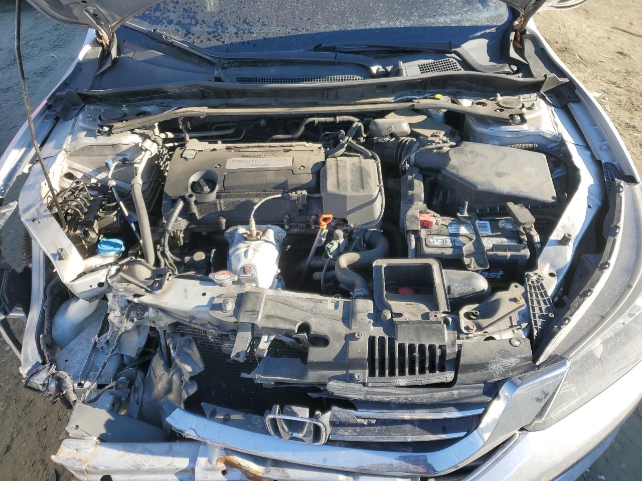 2015 Honda Accord VIN 1HGCR2F83FA070303 Copart auction photo, front end damage thumbnail 11