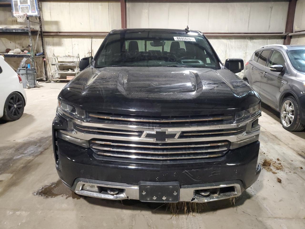 2019 Chevrolet Silverado VIN 1GCUYHELXKZ108667 Copart auction photo, all over / undercarriage damage thumbnail 5