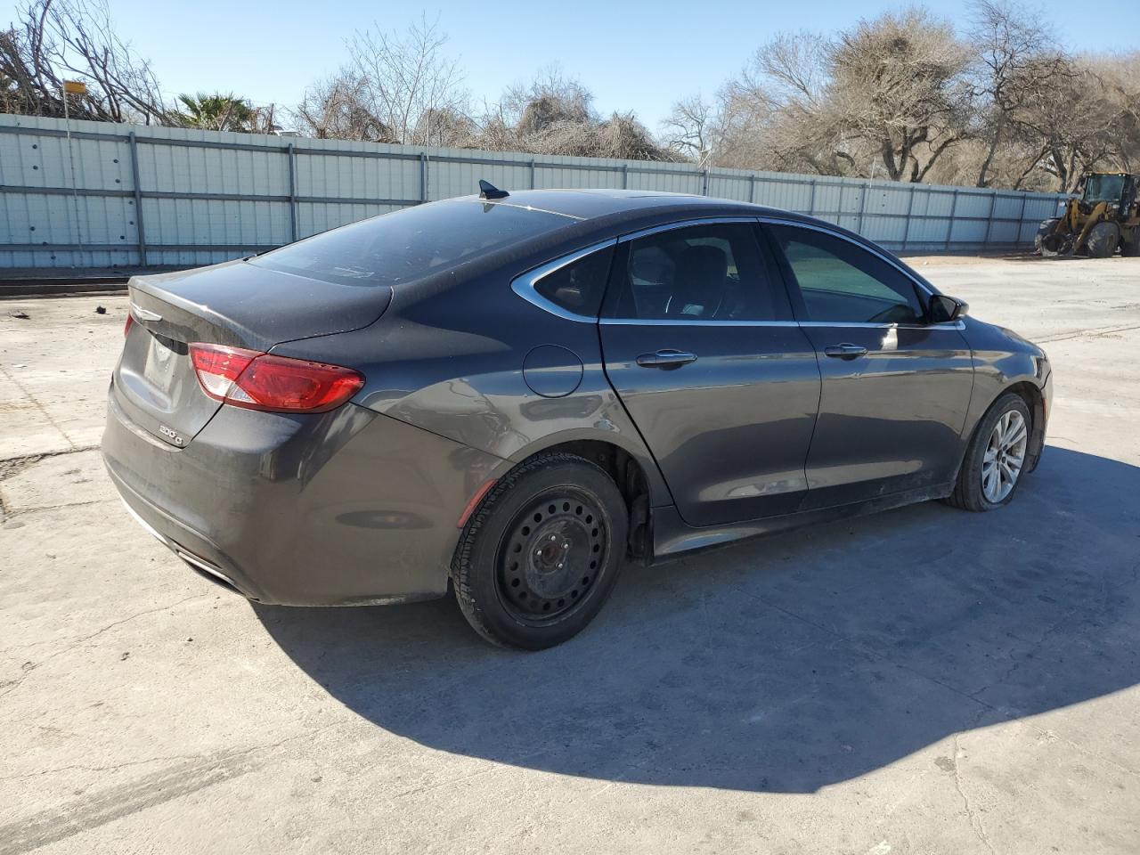 2016 Chrysler 200 VIN 1C3CCCCG2GN170585 Copart auction photo, minor dent/scratches damage thumbnail 3