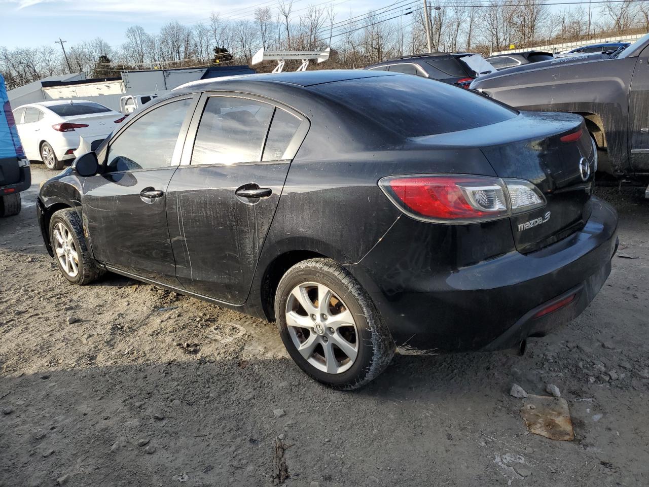 2011 Mazda 3 VIN JM1BL1VF2B1366641 Copart auction photo, front end damage thumbnail 2