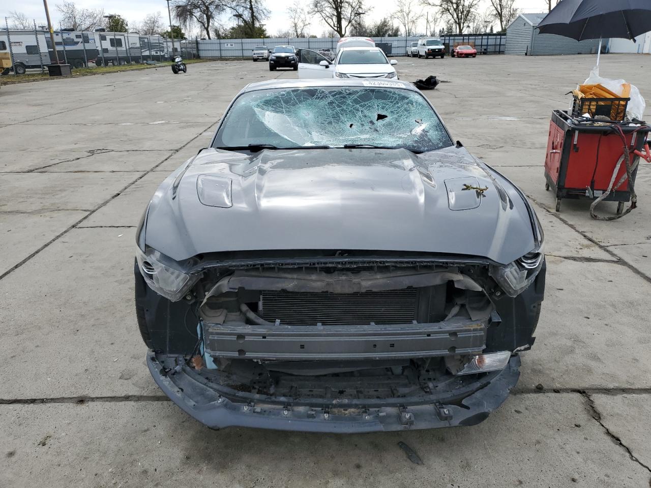 2017 Ford Mustang VIN 1FA6P8CF4H5320009 Copart auction photo, vandalism / all over damage thumbnail 5