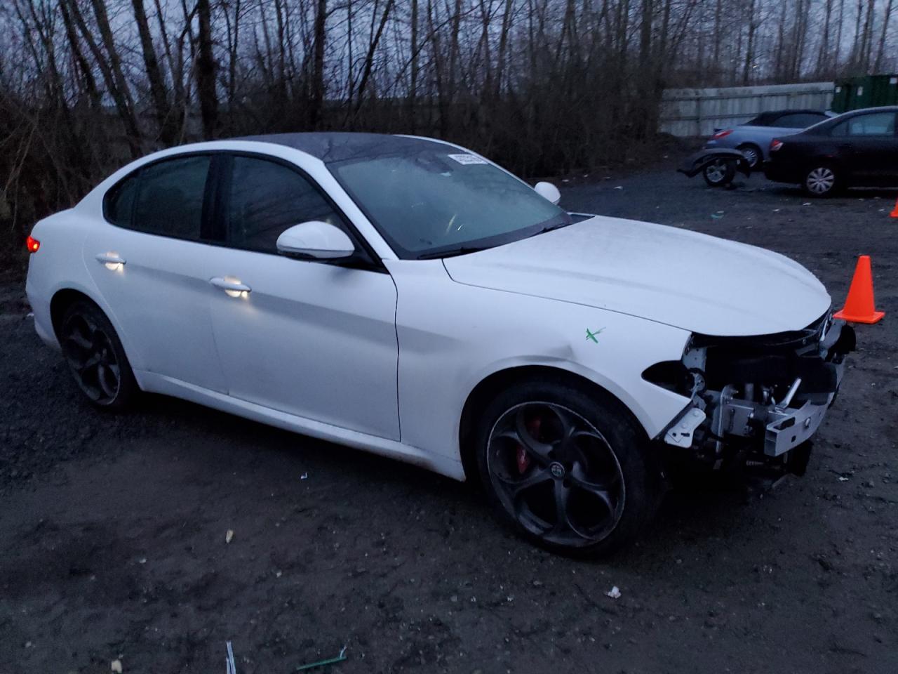2018 Alfa Romeo Giulia VIN ZARFAEEN4J7583261 Copart auction photo, front end damage thumbnail 4