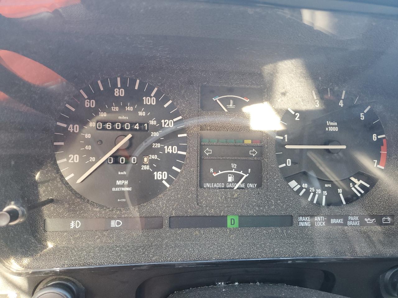 1988 BMW 6er VIN WBAEC8414J3266665 Copart auction photo, all over damage thumbnail 9