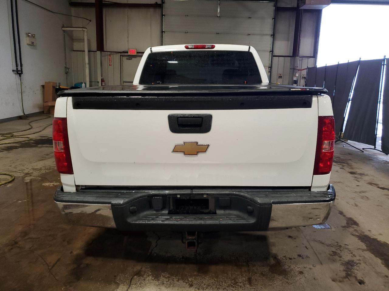 2008 Chevrolet Silverado VIN 1GCEK19C38E163551 Copart auction photo, rear end / undercarriage damage thumbnail 6