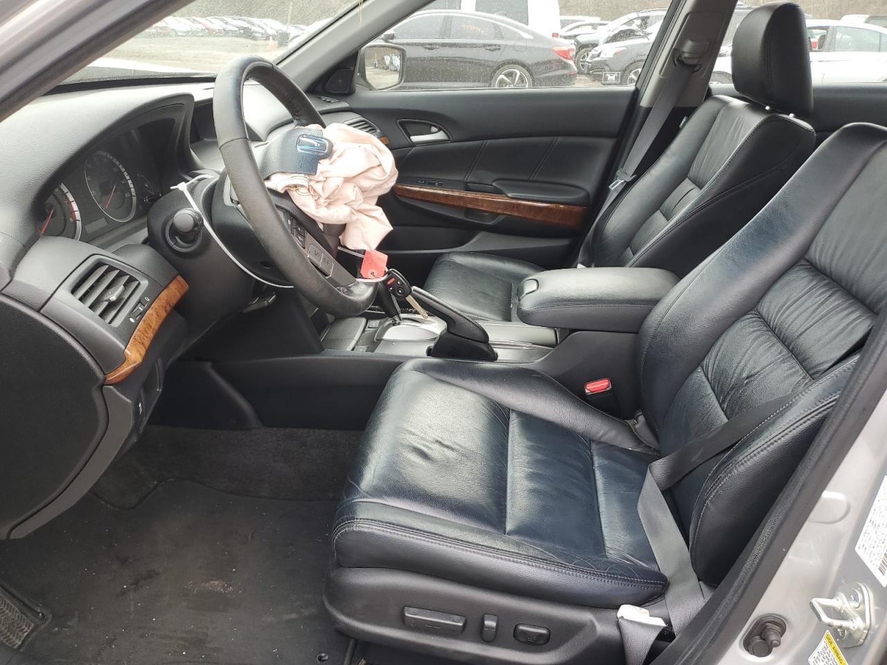 2011 Honda Accord VIN 1HGCP3F80BA002319 Copart auction photo, front end / minor dent/scratches damage thumbnail 7