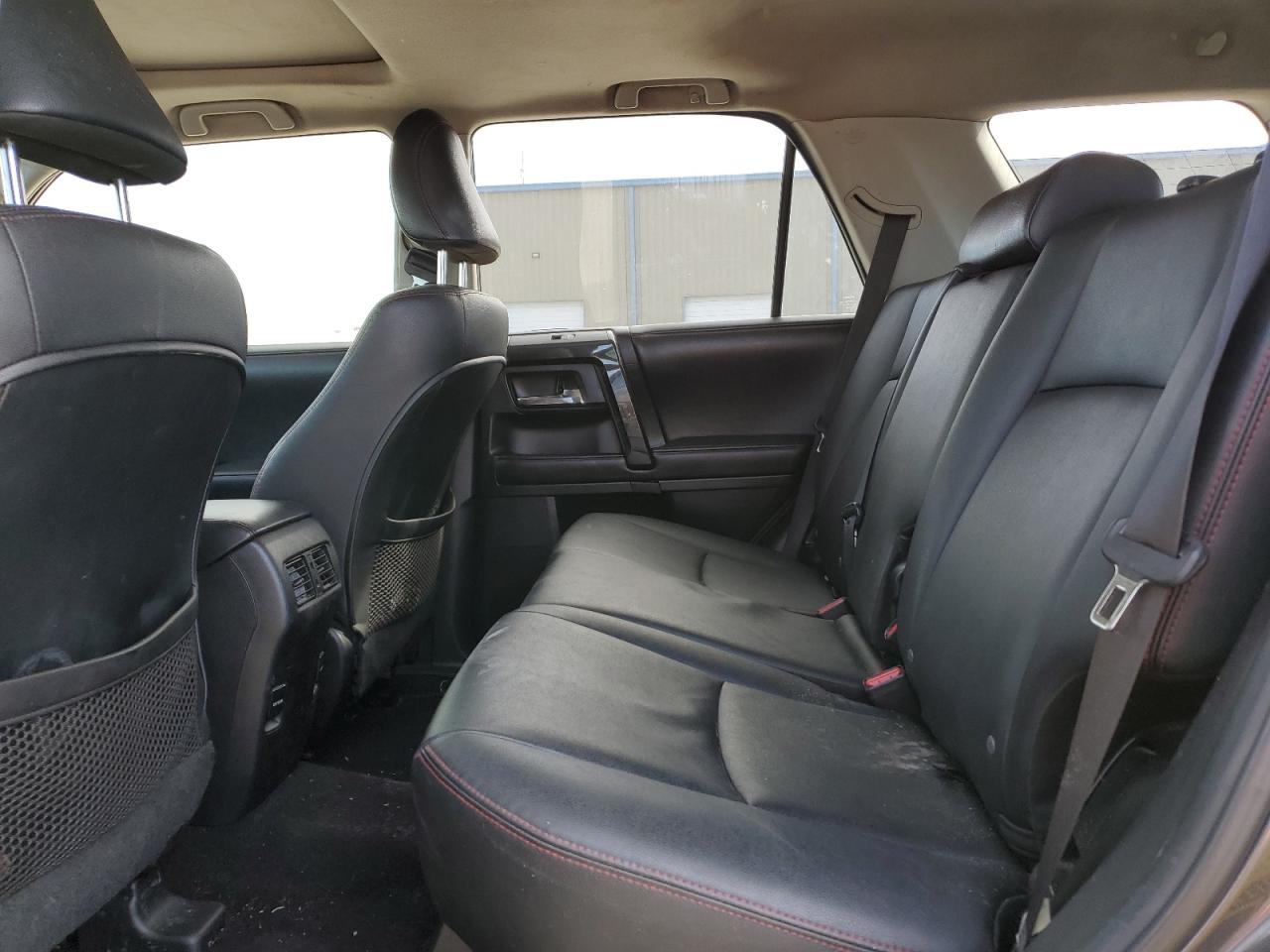 2016 Toyota 4Runner VIN JTEBU5JR2G5327600 Copart auction photo, front end / hail damage thumbnail 11