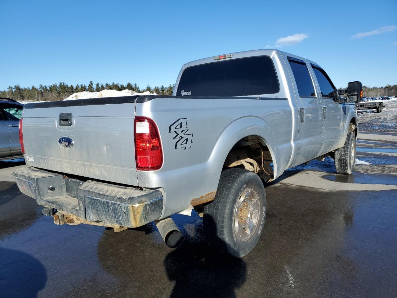 2015 Ford F250 VIN 1FT7W2BT0FEC85939 Copart auction photo, front end damage thumbnail 3