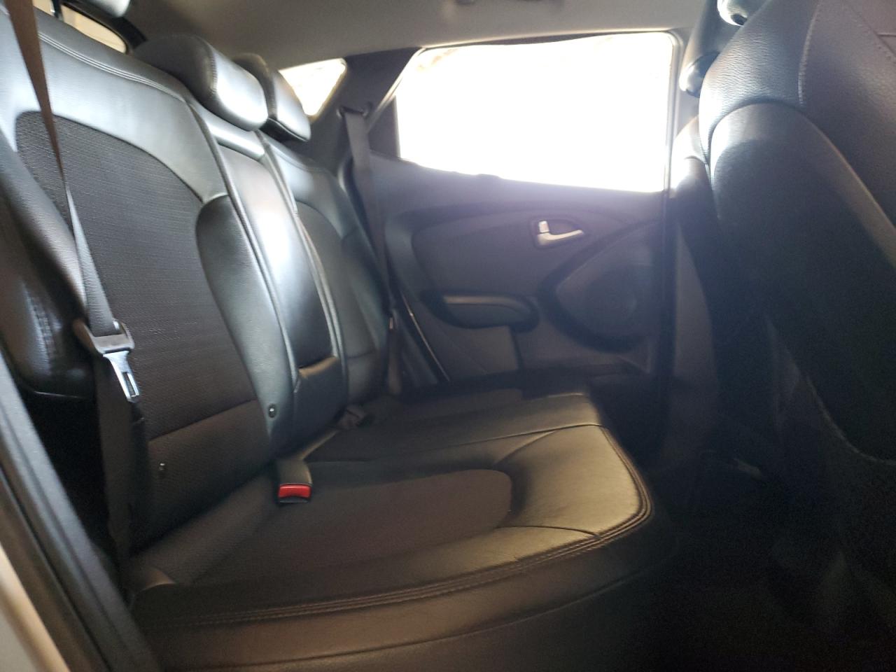 2013 Hyundai Tucson VIN KM8JU3AC9DU656873 Copart auction photo, undercarriage damage thumbnail 10