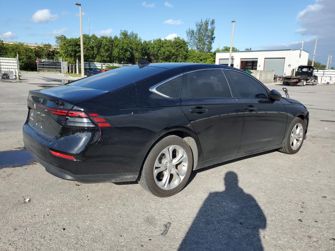 2024 Honda Accord VIN 1HGCY1F20RA062303 Copart auction photo, side / front end damage thumbnail 3