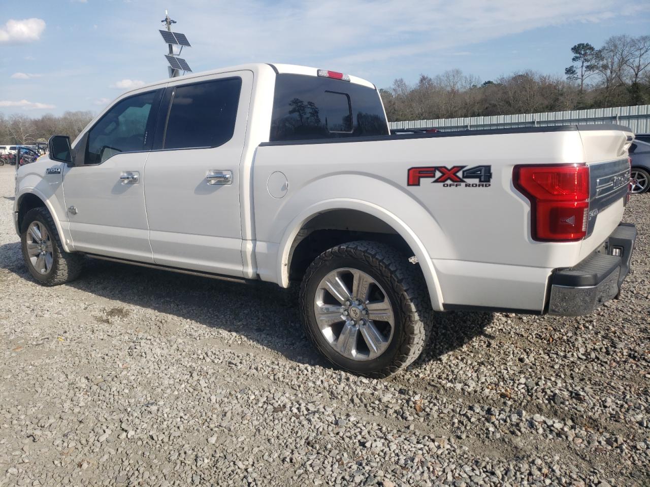 2018 Ford F-150 VIN 1FTEW1E54JFC53772 Copart auction photo, front end damage thumbnail 2