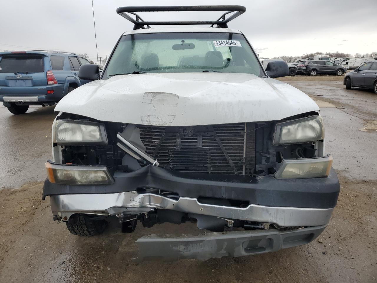 2005 Chevrolet Silverado VIN 1GCHC24U95E344990 Copart auction photo, front end damage thumbnail 5