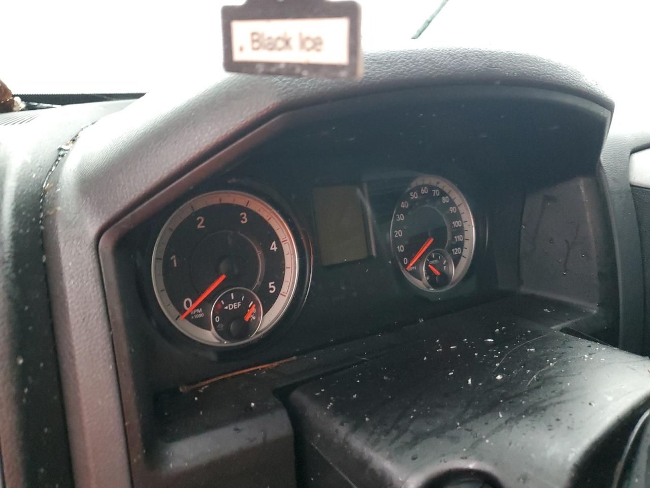 2016 RAM 2500 VIN 3C6UR5CL7GG147536 Copart auction photo, all over damage thumbnail 9