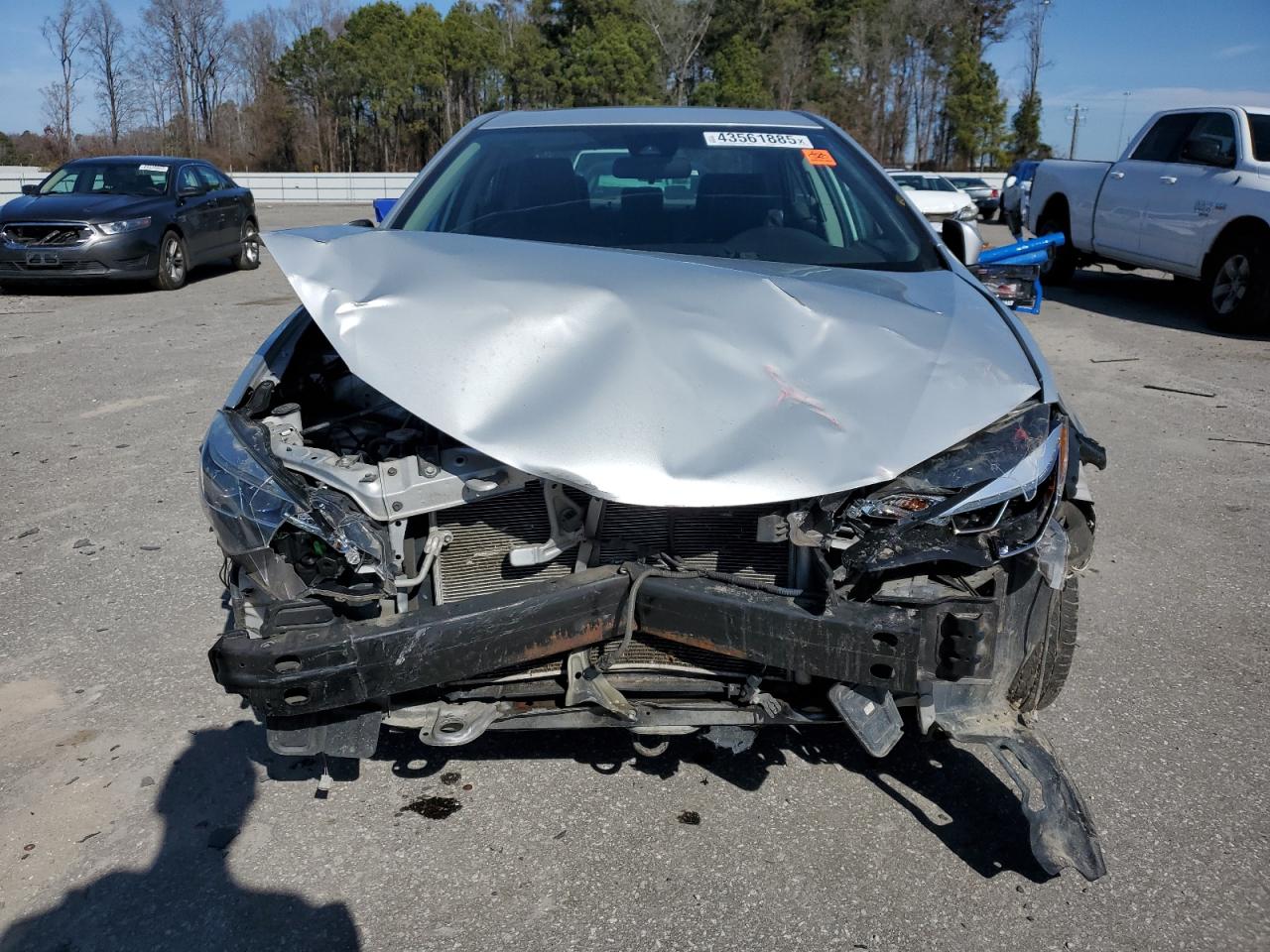 2017 Toyota Corolla VIN 2T1BURHE6HC917253 Copart auction photo, front end / side damage thumbnail 5