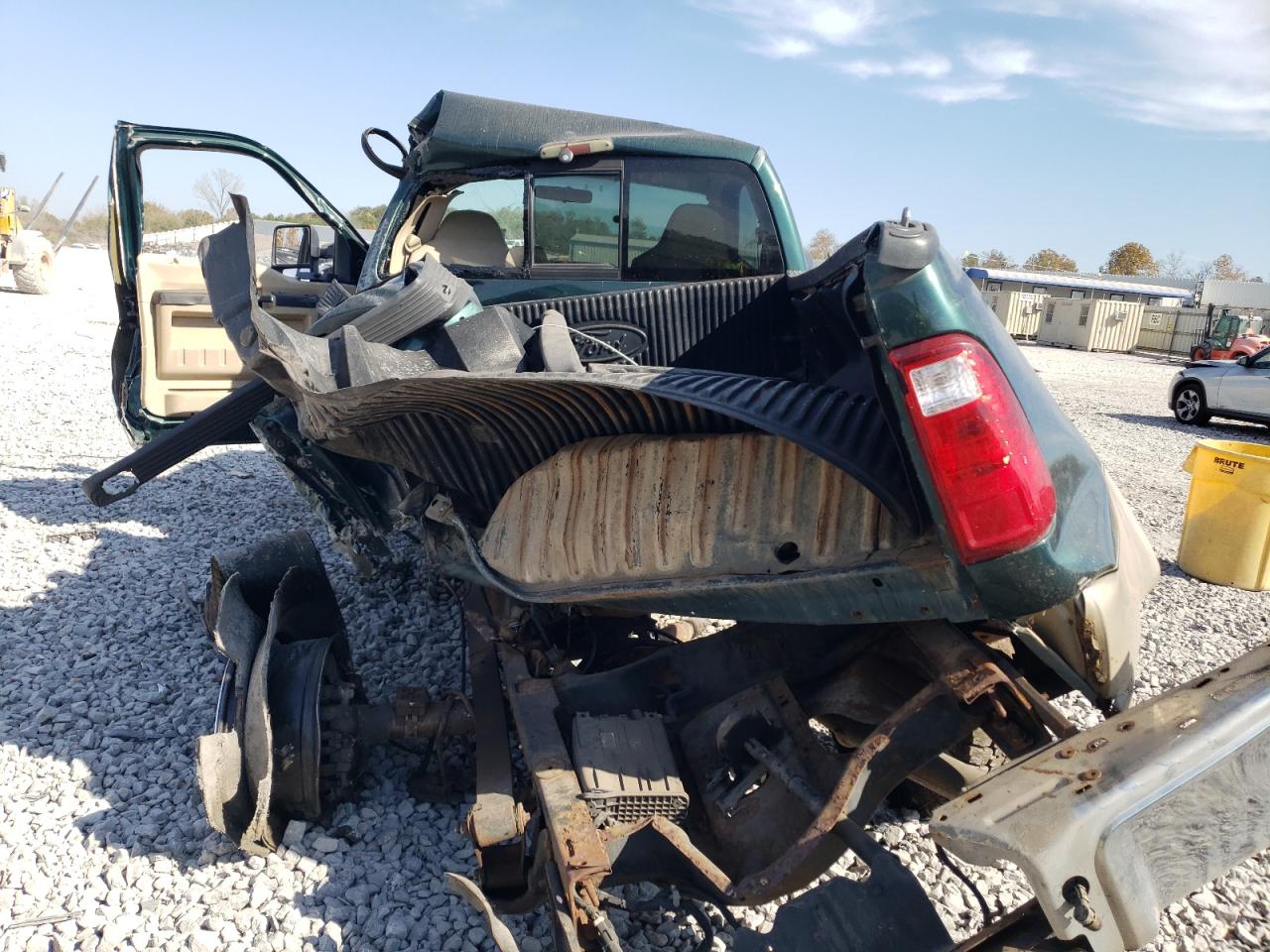 2008 Ford F250 VIN 1FTNF21528EC40949 Copart auction photo, rear end / all over damage thumbnail 6