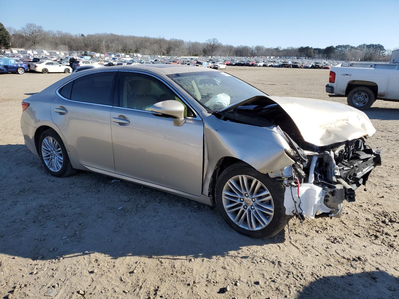 2014 Lexus ES VIN JTHBK1GG3E2147077 Copart auction photo, front end / side damage thumbnail 4