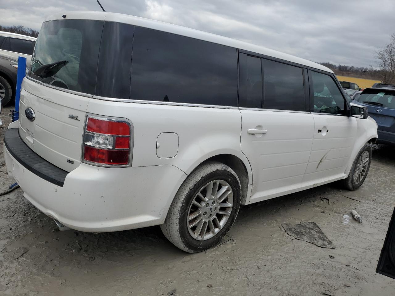 2013 Ford Flex VIN 2FMHK6C82DBD37173 Copart auction photo, front end / side damage thumbnail 3