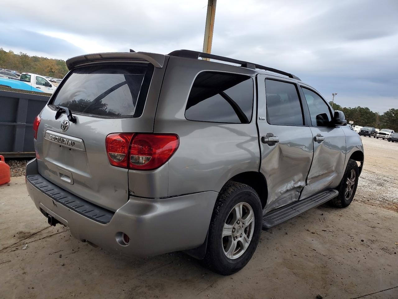 2012 Toyota Sequoia VIN 5TDZM5G11CS003322 Copart auction photo, side / mechanical damage thumbnail 3