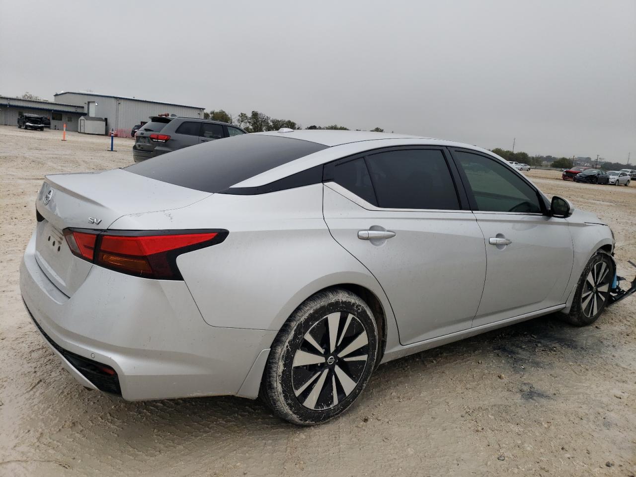 2020 Nissan Altima VIN 1N4BL4DV8LC227345 Copart auction photo, front end damage thumbnail 3