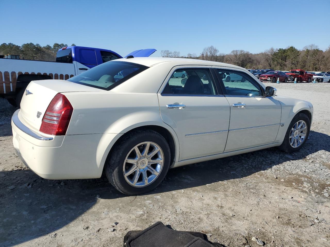2005 Chrysler 300 VIN 2C3AA63H65H636435 Copart auction photo, undercarriage / mechanical damage thumbnail 3