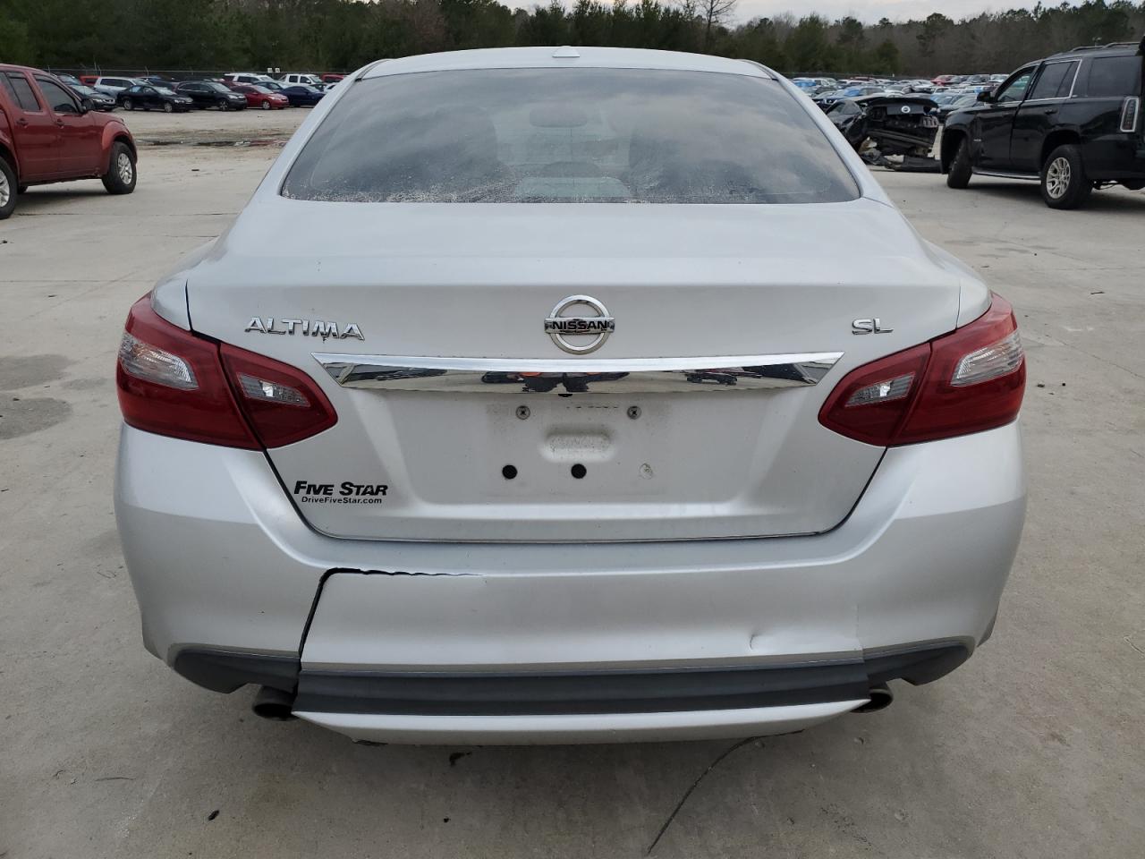2018 Nissan Altima VIN 1N4AL3AP6JC136261 Copart auction photo, front end damage thumbnail 6
