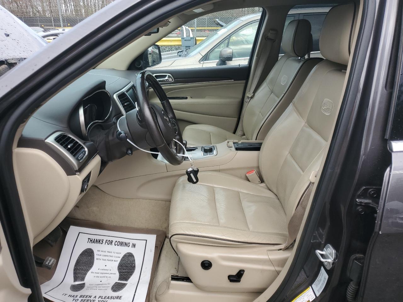 2015 Jeep Grand Cherokee VIN 1C4RJFCG0FC848046 Copart auction photo, minor dent/scratches damage thumbnail 7