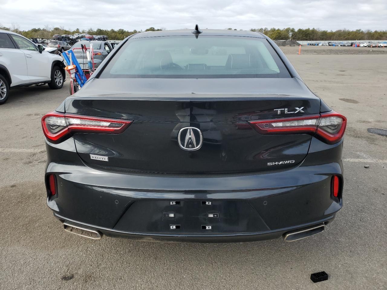 2022 Acura TLX VIN 19UUB6F65NA003537 Copart auction photo, missing/altered vin / vandalism damage thumbnail 6