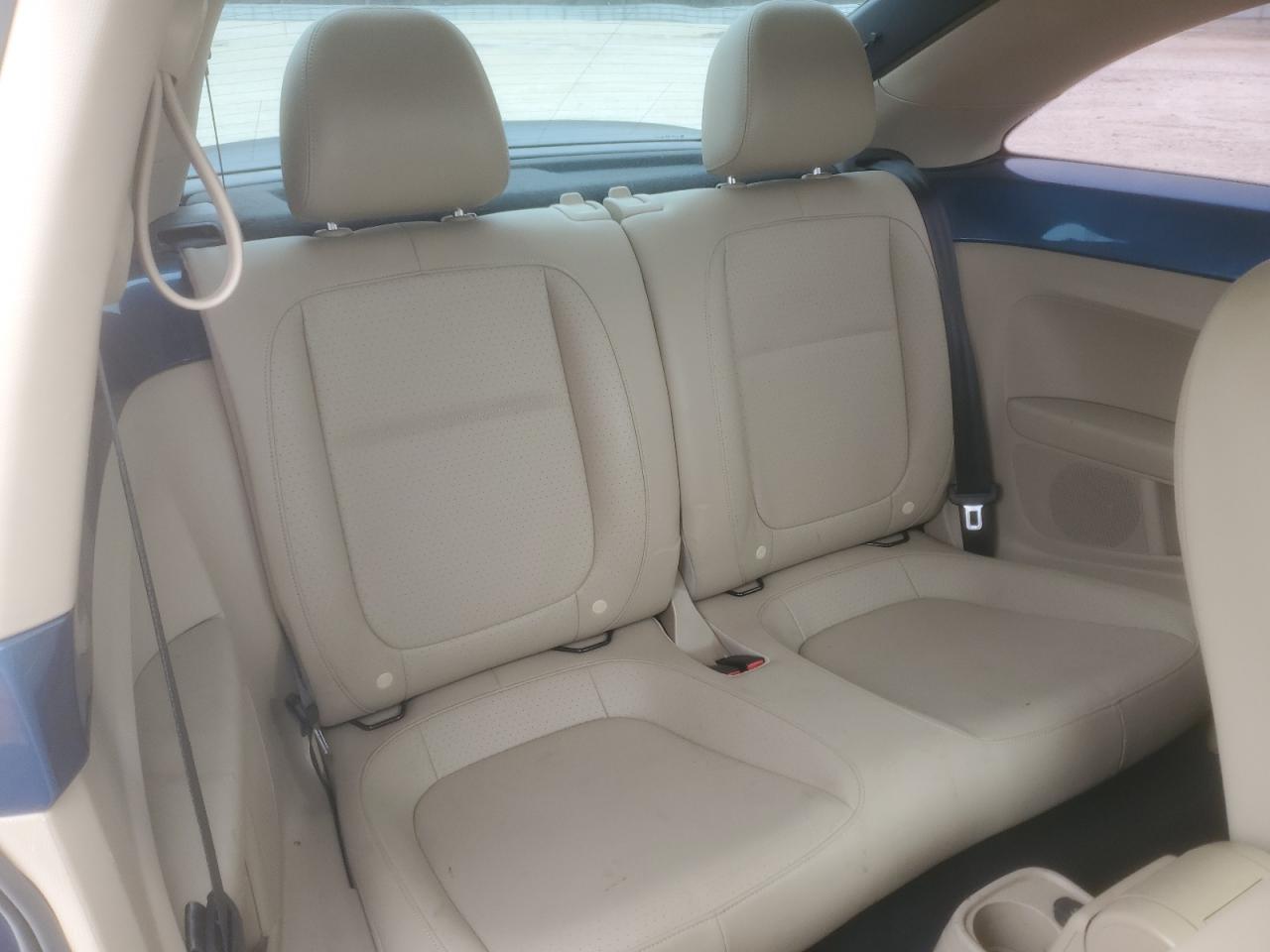 2018 Volkswagen Beetle VIN 3VWJD7AT4JM701629 Copart auction photo, front end / side damage thumbnail 10