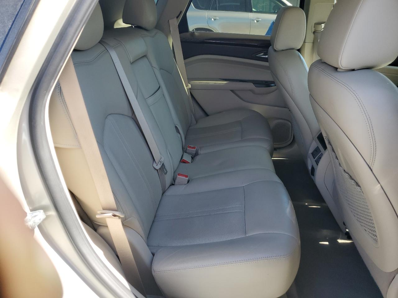 2015 Cadillac SRX VIN 3GYFNBE39FS621095 Copart auction photo, rear end damage thumbnail 10