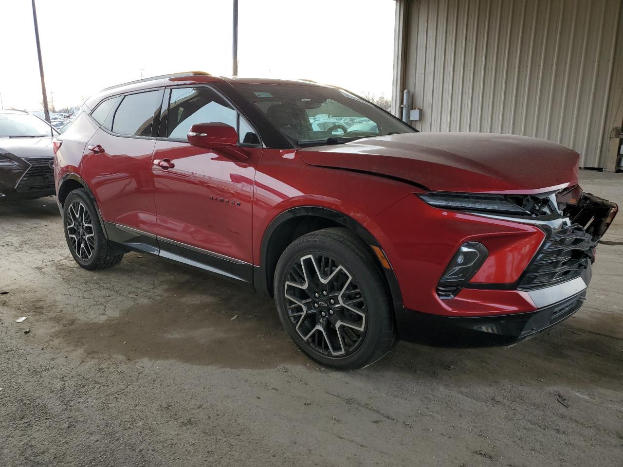 2023 Chevrolet Blazer VIN 3GNKBKRS2PS143058 Copart auction photo, front end / side damage thumbnail 4