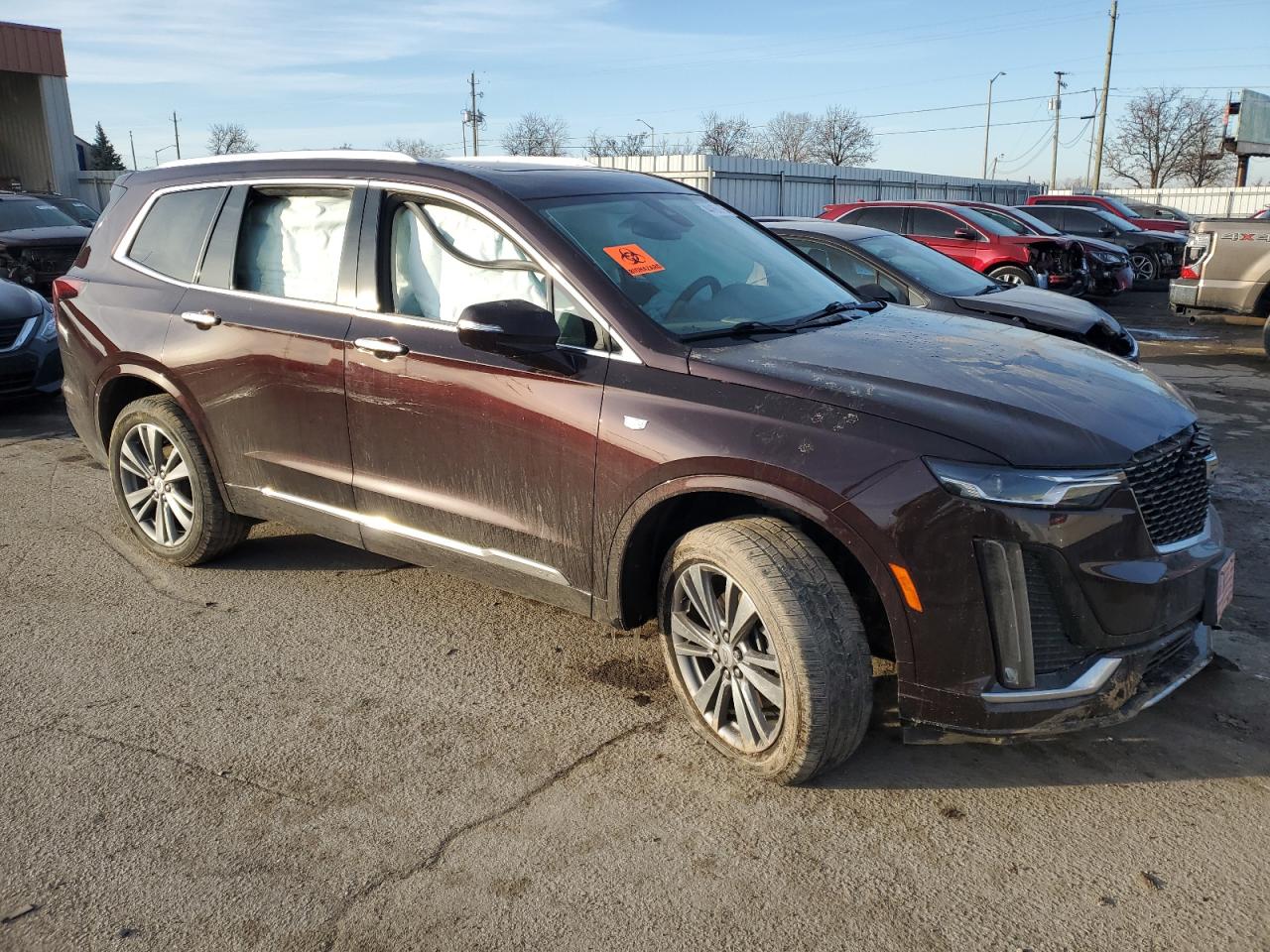 2020 Cadillac XT6 VIN 1GYKPDRS9LZ123774 Copart auction photo, front end / side damage thumbnail 4