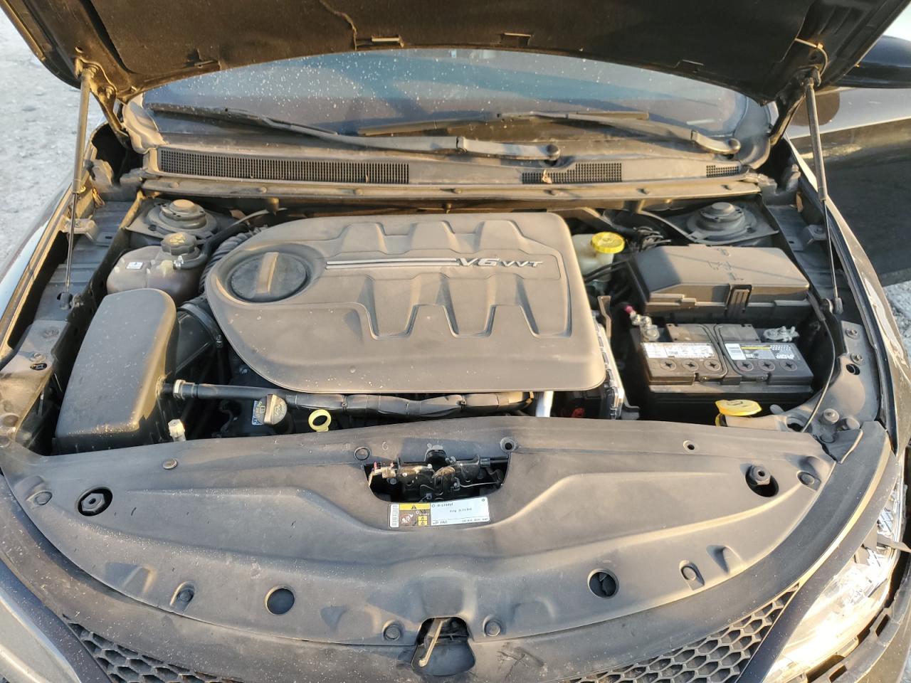 2015 Chrysler 200 VIN 1C3CCCBG2FN615925 Copart auction photo, front end damage thumbnail 12