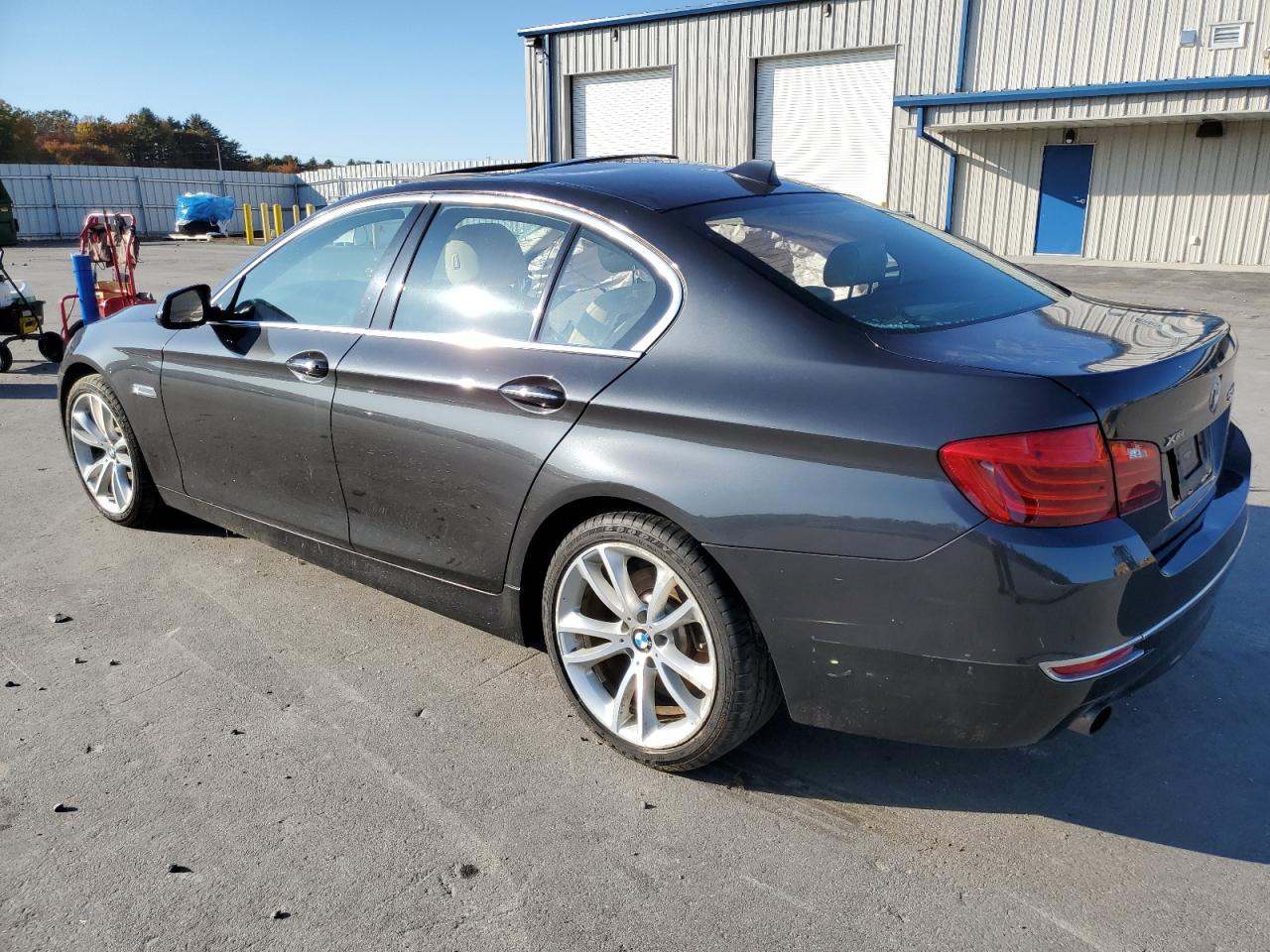 2016 BMW 5er VIN WBA5B3C59GG260419 Copart auction photo, side / top/roof damage thumbnail 2