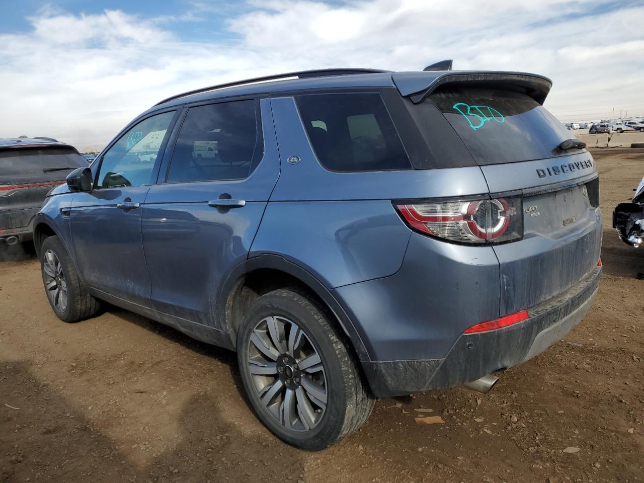 2019 Land Rover Discovery VIN SALCT2FX2KH804415 Copart auction photo, vandalism damage thumbnail 2