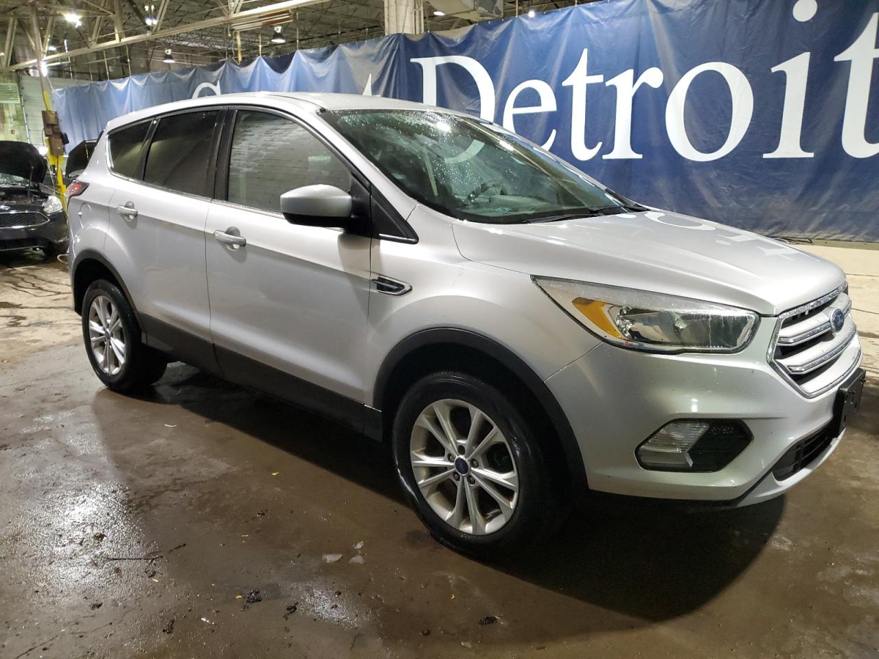 2017 Ford Escape VIN 1FMCU0GD3HUB38867 Copart auction photo, minor dent/scratches damage thumbnail 4