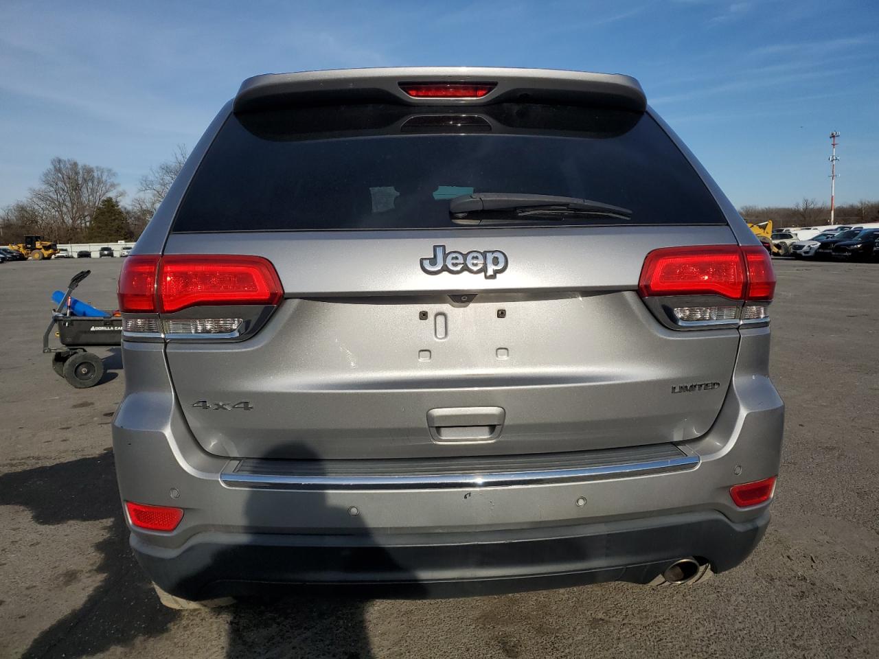 2015 Jeep Grand Cherokee VIN 1C4RJFBG2FC121699 Copart auction photo, minor dent/scratches damage thumbnail 6