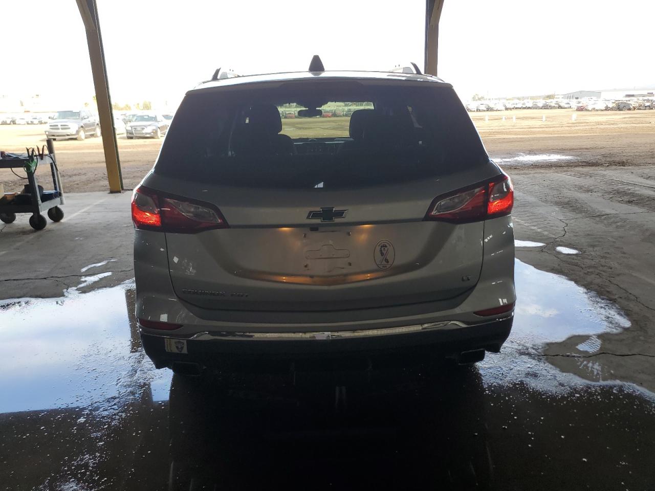 2019 Chevrolet Equinox VIN 3GNAXLEX7KS632990 Copart auction photo, front end / minor dent/scratches damage thumbnail 6