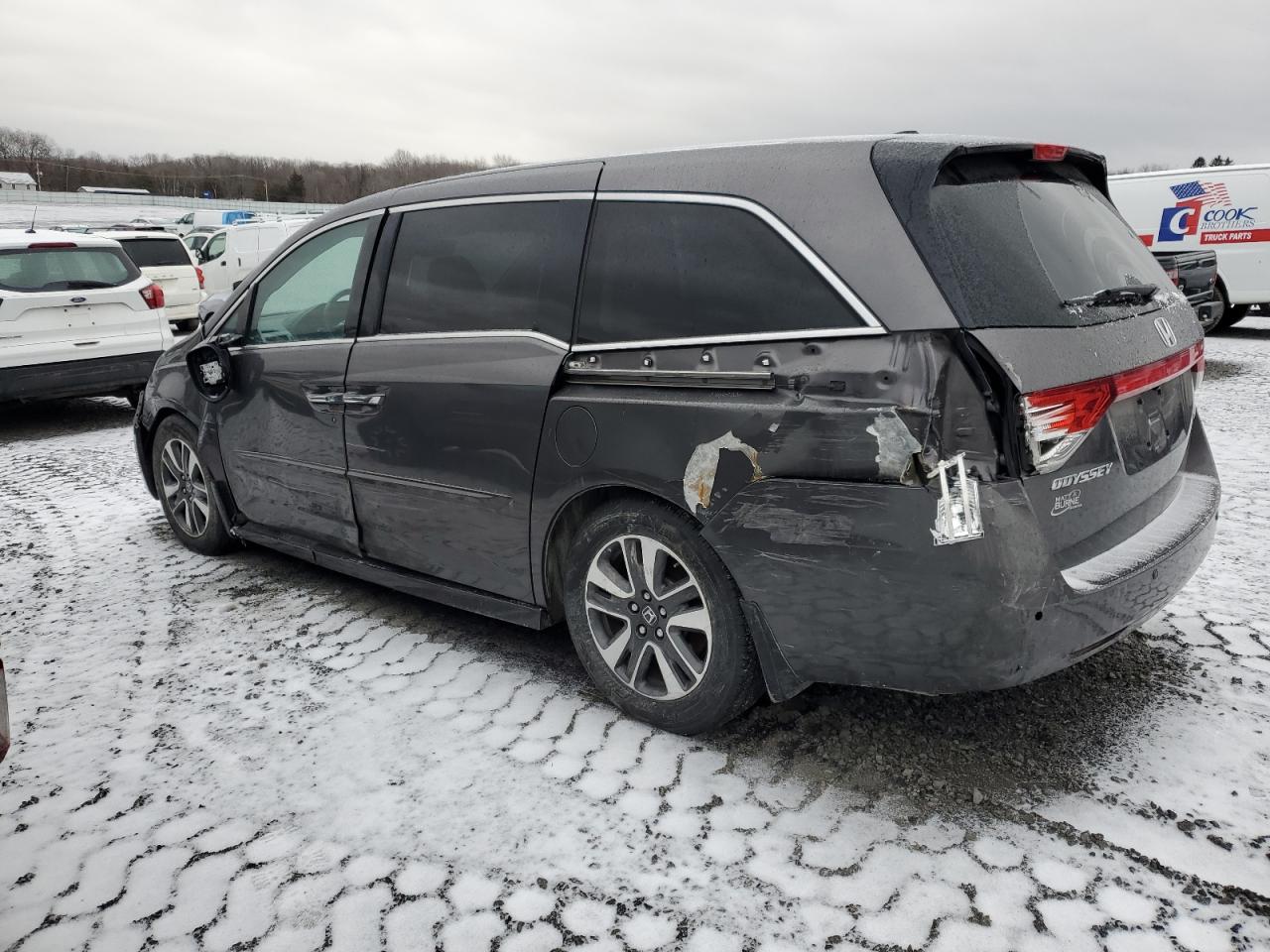 2016 Honda Odyssey VIN 5FNRL5H92GB036735 Copart auction photo, all over damage thumbnail 2