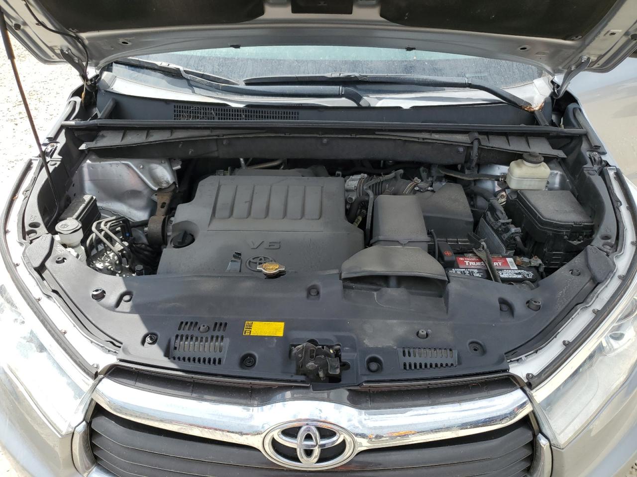 2015 Toyota Highlander VIN 5TDKKRFH4FS065850 Copart auction photo, water/flood damage thumbnail 12