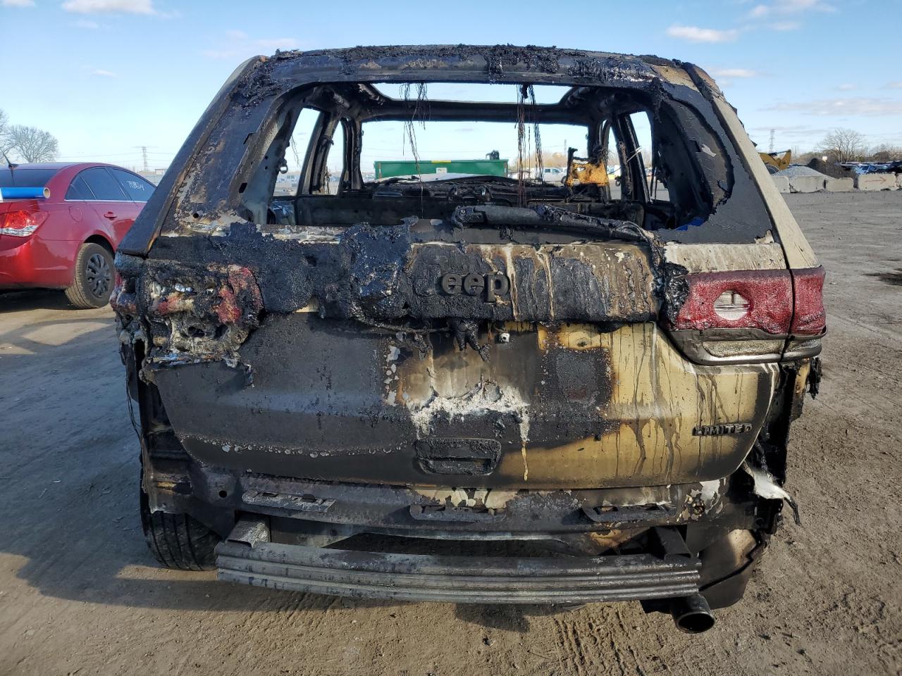 2020 Jeep Grand Cherokee VIN 1C4RJEBG5LC122934 Copart auction photo, burn damage thumbnail 6