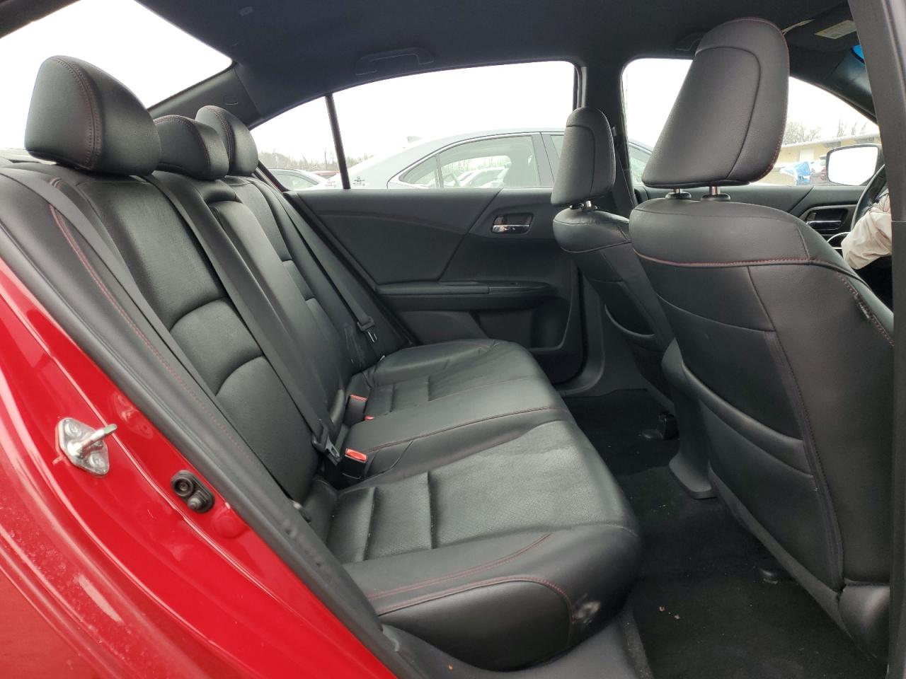 2017 Honda Accord VIN 1HGCR2F18HA300567 Copart auction photo, front end / minor dent/scratches damage thumbnail 10