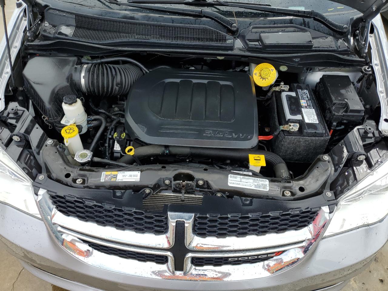 2020 Dodge Caravan VIN 2C4RDGCGXLR201587 Copart auction photo, water/flood damage thumbnail 12