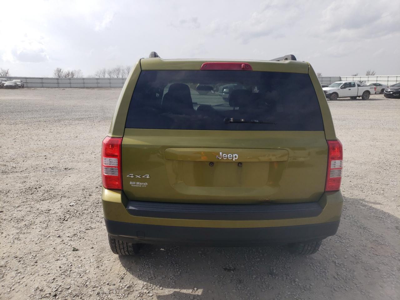 2012 Jeep Liberty (Patriot) VIN 1C4NJRBB9CD554804 Copart auction photo, front end / side damage thumbnail 6