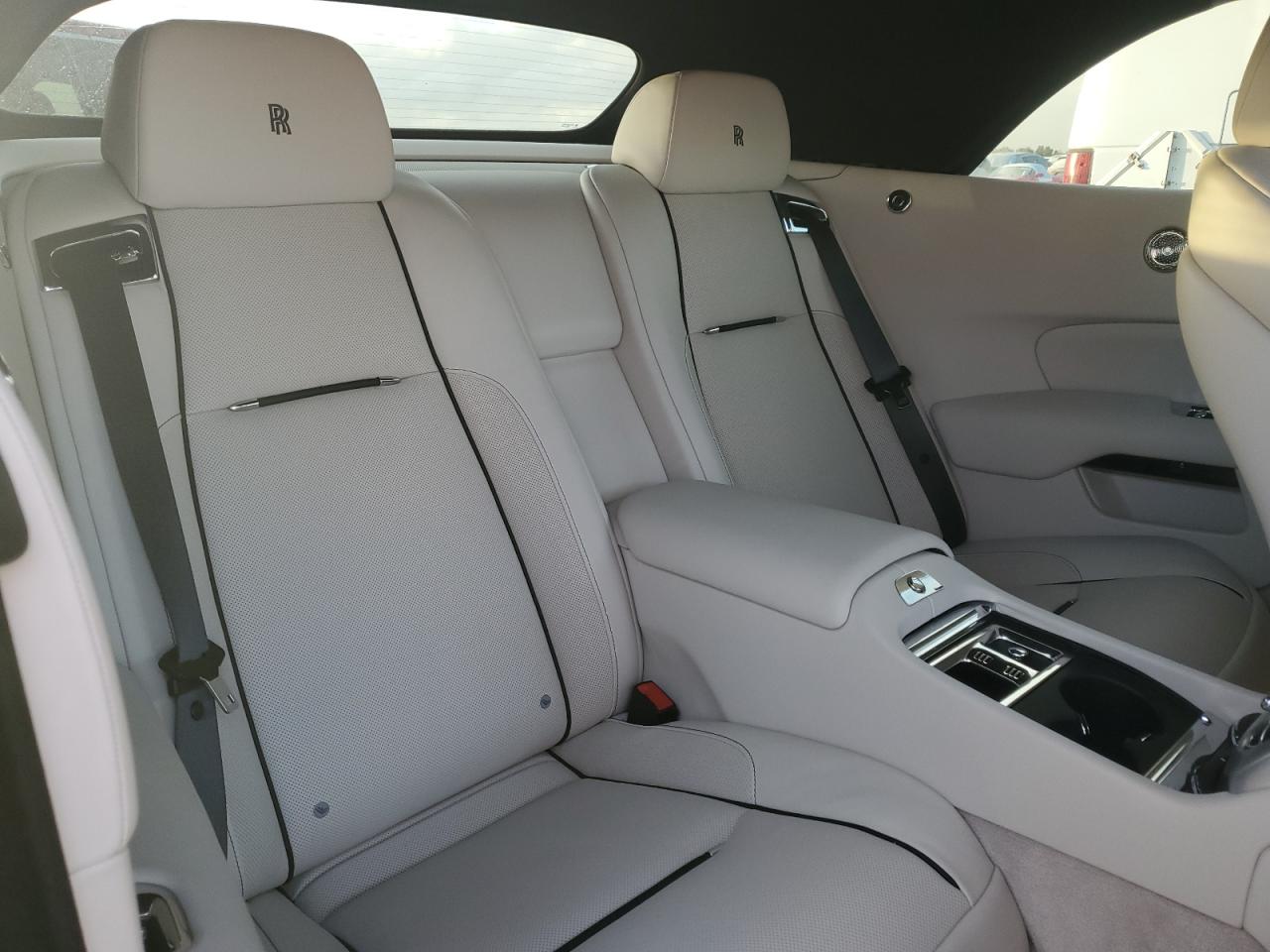2019 Rolls-Royce Dawn VIN SCA666D58KU118205 Copart auction photo, water/flood damage thumbnail 10