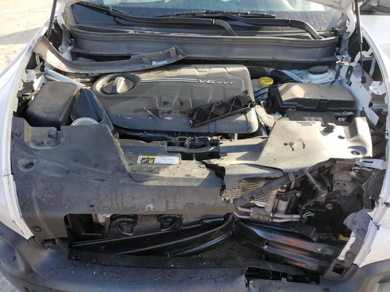 2018 Jeep Cherokee VIN 1C4PJMBX5JD503207 Copart auction photo, front end / side damage thumbnail 13