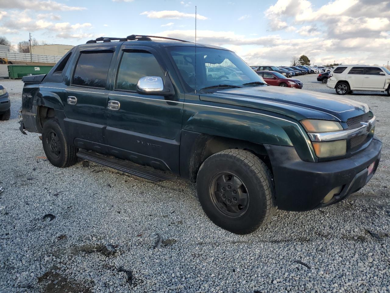 2002 Chevrolet Avalanche VIN 3GNEK13T22G171317 Copart auction photo, side / rear end damage thumbnail 4